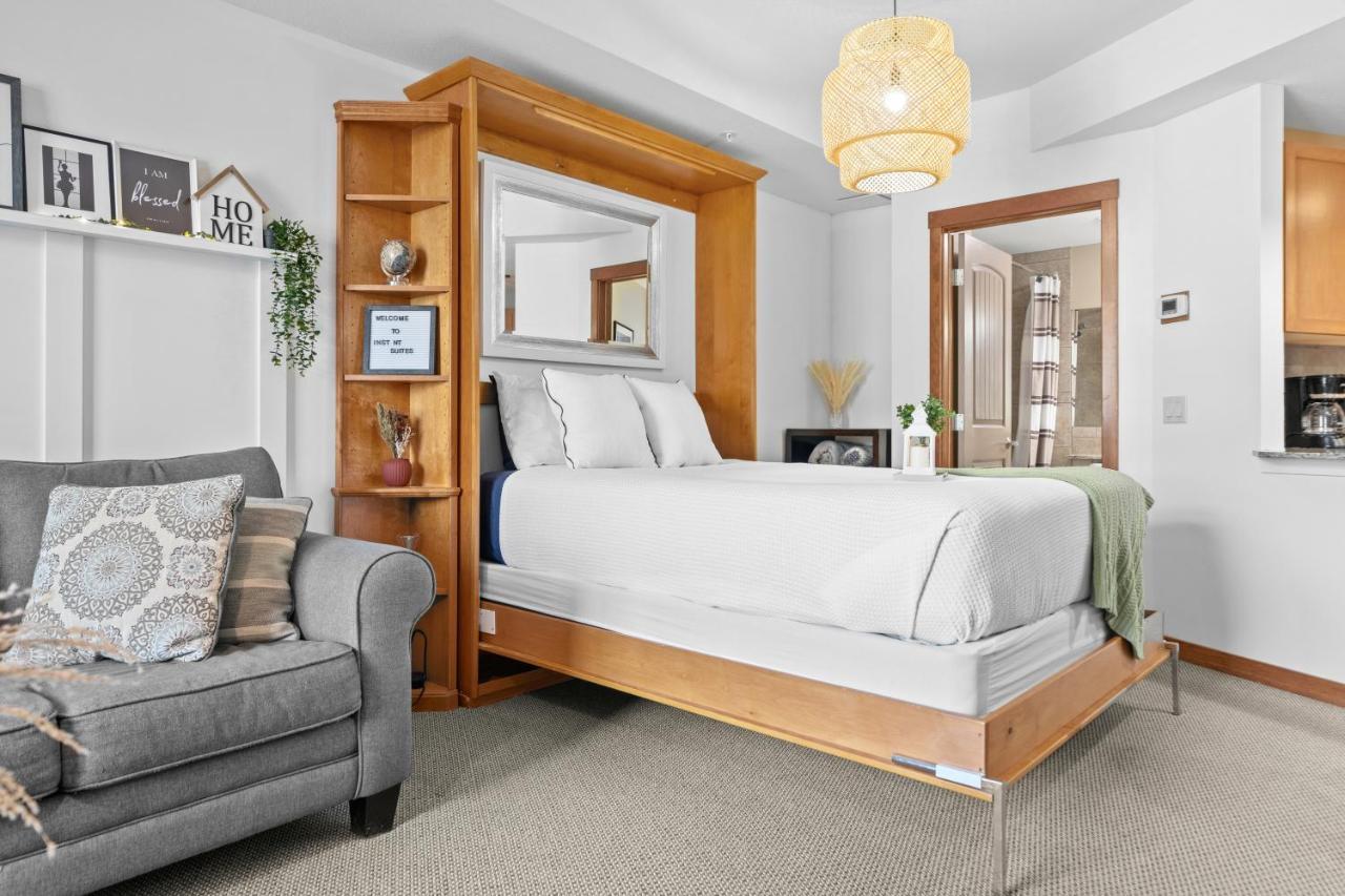⭐️ Luxury Mountain View Studio In Canmore ⭐️ 外观 照片
